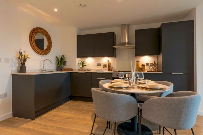 2 Bedroom Flat To Rent In Flat, Hairpin House, Bradford Street, Birmingham, B12