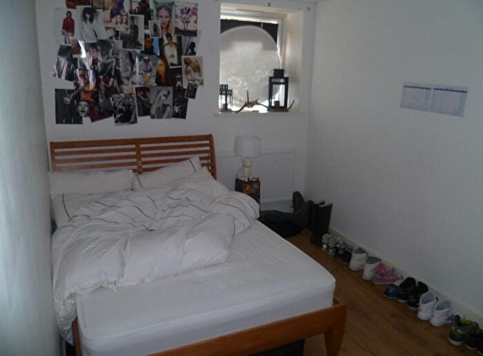 2 Bedroom Flat To Rent In Blackman Lane, Leeds, West Yorkshire, LS2