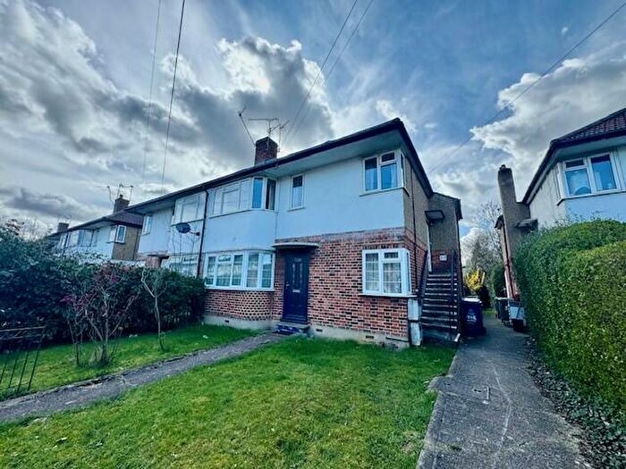 2 Bedroom Maisonette For Sale In Shaftesbury Avenue, South Harrow, Harrow, HA2