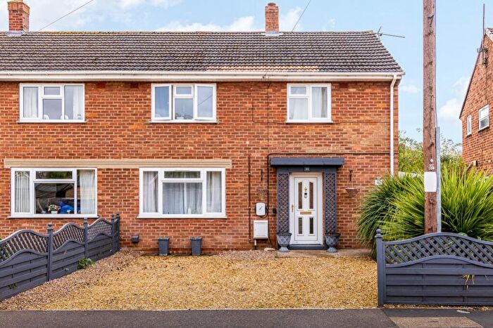 3 Bedroom Semi-Detached House For Sale In Lowgate Avenue, Bicker, PE20