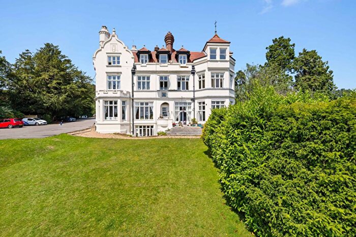 1 Bedroom Flat For Sale In Hammerwood Road, Ashurst Wood, RH19