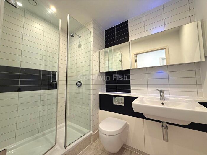 2 Bedroom Apartment To Rent In Skyline Central, Goulden Street, Manchester, M4
