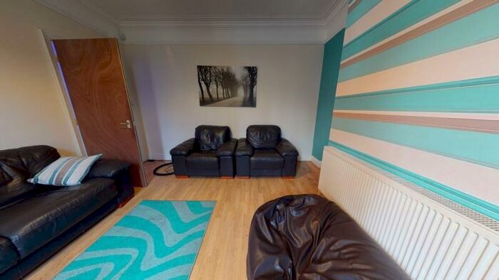 4 Bedroom Terraced House To Rent In Hartley Avenue, Woodhouse, Leeds, LS6