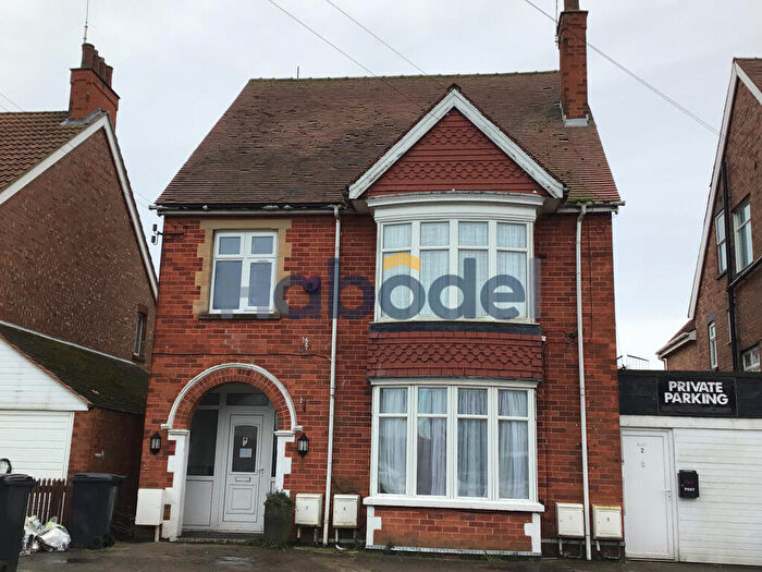 2 Bedroom Flat To Rent In Sandbeck Avenue, Skegness, PE25