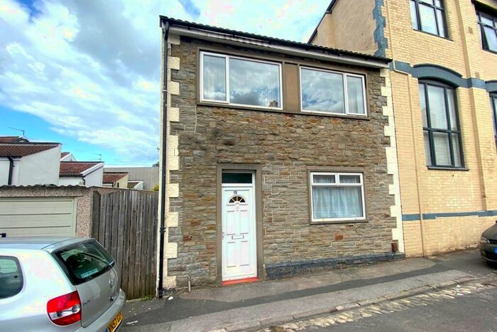 3 Bedroom House To Rent In Ebenezer Street, BS5