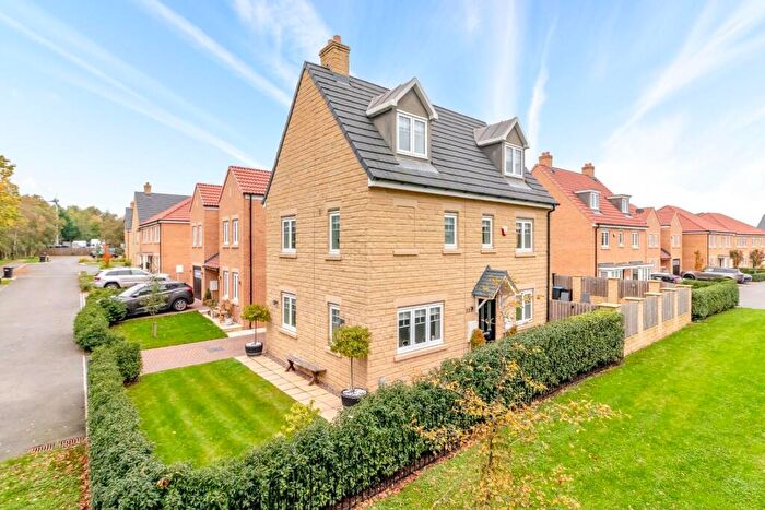 4 Bedroom Detached House For Sale In Scampston Drive, Beckwithshaw, Harrogate, HG3