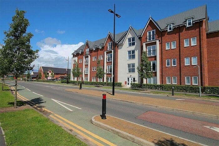 2 Bedroom Flat To Rent In Louisiana Drive, Great Sankey, Warrington, WA5