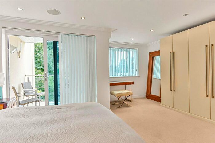 3 Bedroom Terraced House For Sale In Durrant Road, Lower Parkstone, Poole, Dorset, BH14