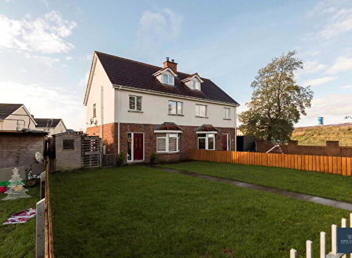 4 Bedroom Semi-Detached House For Sale In Lismore Manor, Craigavon, BT65