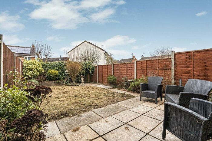 1 Bedroom Flat To Rent In The Paddock, Bishops Stortford, Hertfordshire, CM23