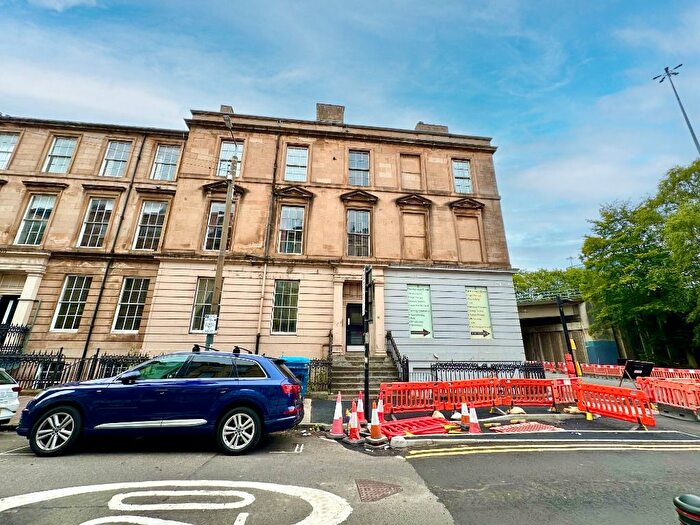 2 Bedroom Flat To Rent In West Princes Street, Glasgow, G4