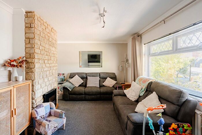 3 Bedroom End Of Terrace House For Sale In Sturminster Road, Stockwood, Bristol, BS14