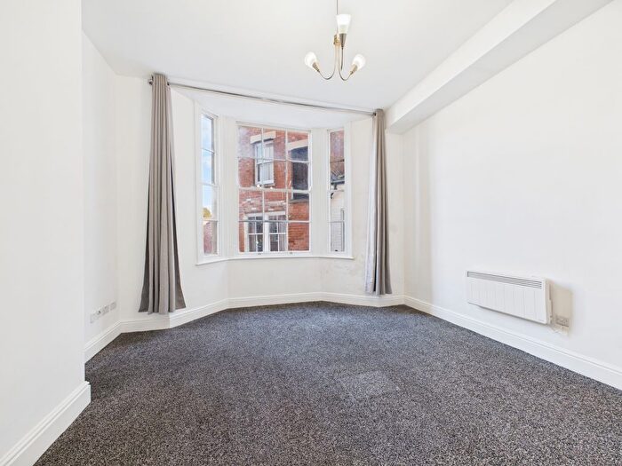 1 Bedroom Flat To Rent In Commercial Road, Gloucester, GL1