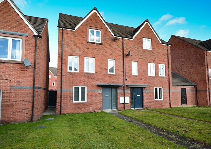 4 Bedroom Semi Detached House To Rent In Delves Road, West Timperley, WA14