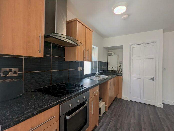 2 Bedroom Apartment To Rent In Clifton Avenue, Sheffield, S9