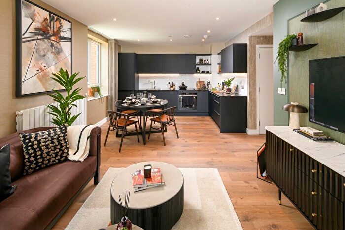 2 Bedroom Apartment For Sale In Lombard Square Sales & Marketing Suite Southlake Road London, SE28