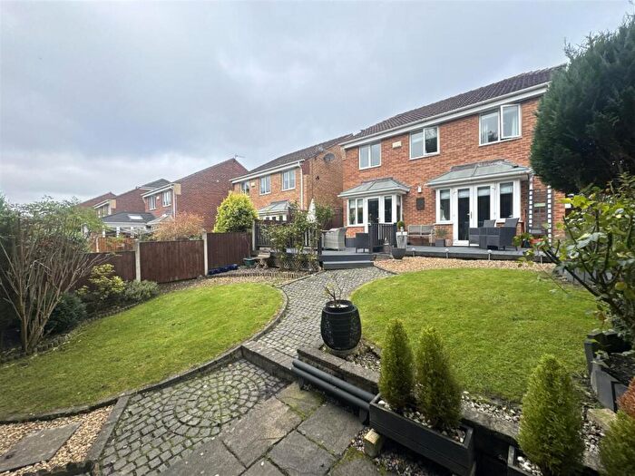 4 Bedroom Detached House For Sale In Wildmoor Wood Close, Stalybridge, SK15