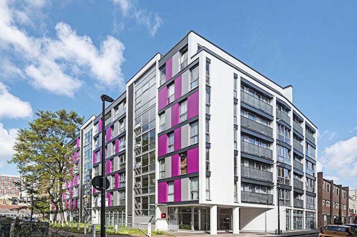 2 Bedroom Flat To Rent In Umberston Street, Aldgate, London, E1