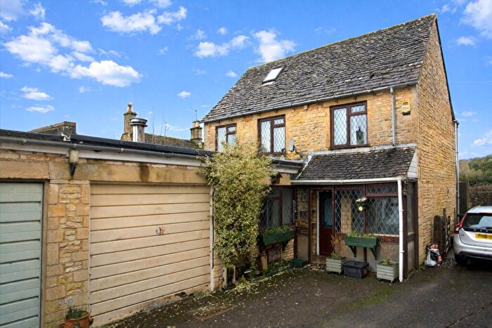 2 Bedroom Link Detached House For Sale In The Tannery, Northleach, Cheltenham, Gloucestershire, GL54