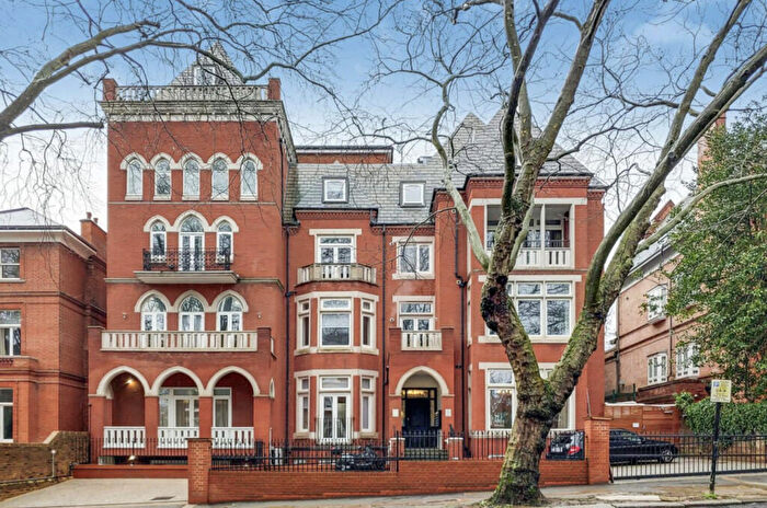 3 Bedroom Apartment To Rent In Fitzjohn’s Avenue, Hampstead, London, NW3