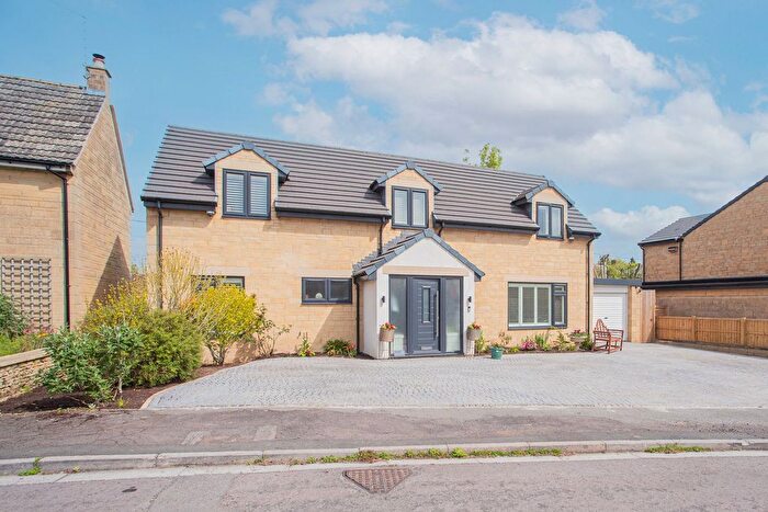 5 Bedroom Detached House For Sale In Milbourne, Malmesbury, SN16