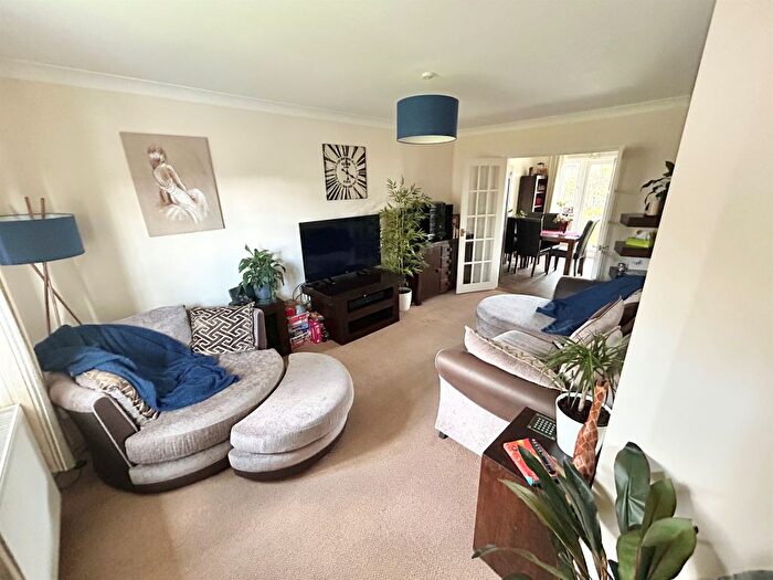 3 Bedroom Detached House To Rent In King Street, Wimblington, March, PE15