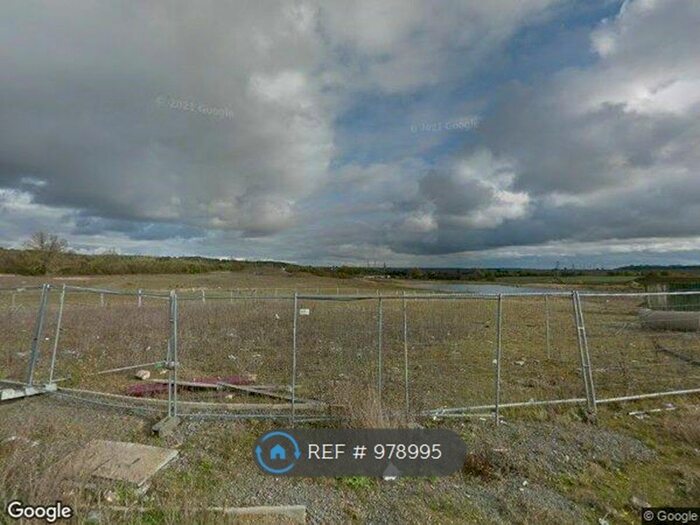 4 Bedroom Semi-Detached House To Rent In Roman Road, Corby, NN18