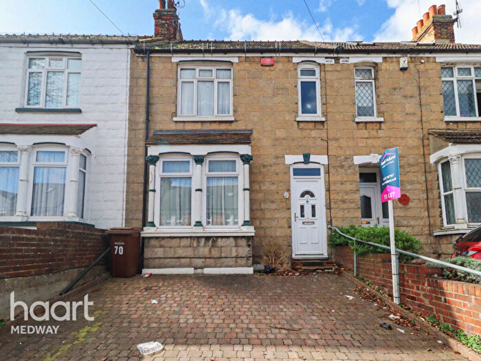 3 Bedroom Terraced House To Rent In Sturdee Avenue, Gillingham, ME7