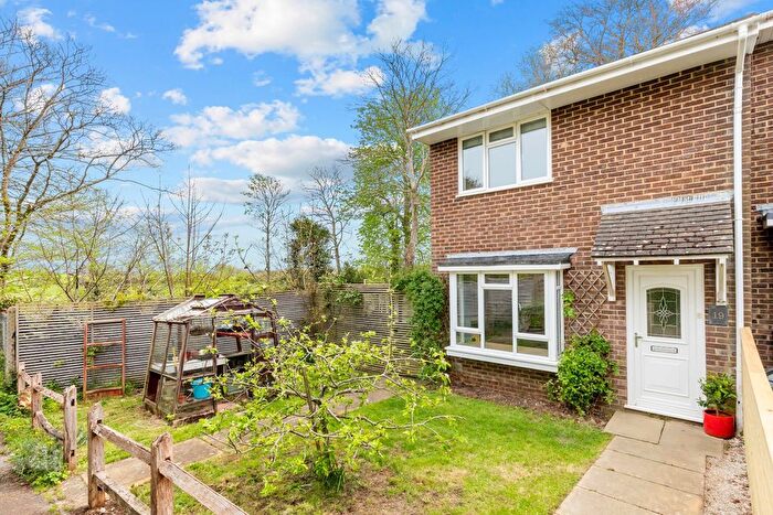 2 Bedroom Semi-detached House For Sale In Dunvan Close, Lewes, East Sussex, BN7