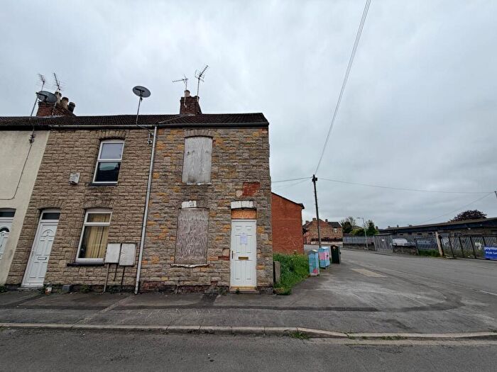 2 Bedroom End Of Terrace House For Sale In Portland Terrace, Gainsborough, Lincolnshire, DN21