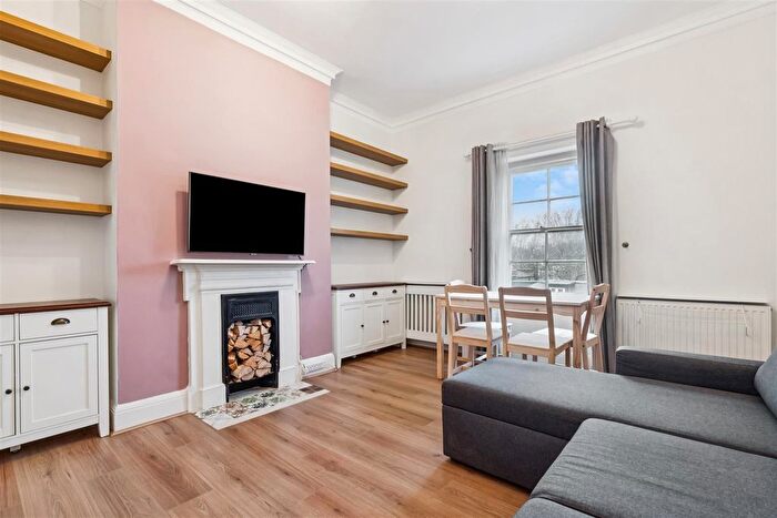 2 Bedroom Flat To Rent In Edith Villas, London, W14