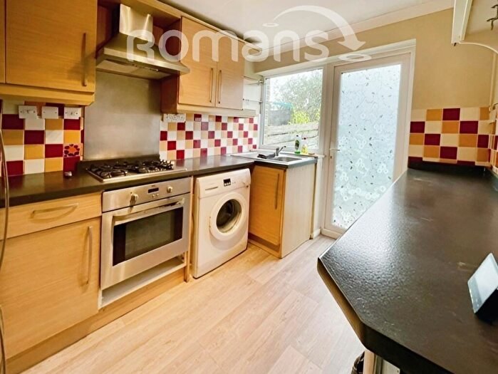 3 Bedroom Terraced House To Rent In Mullins Close, RG21