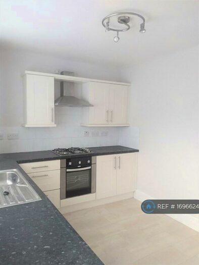 3 Bedroom Semi-Detached House To Rent In Sandhurst Road, Rainhill, Prescot, L35