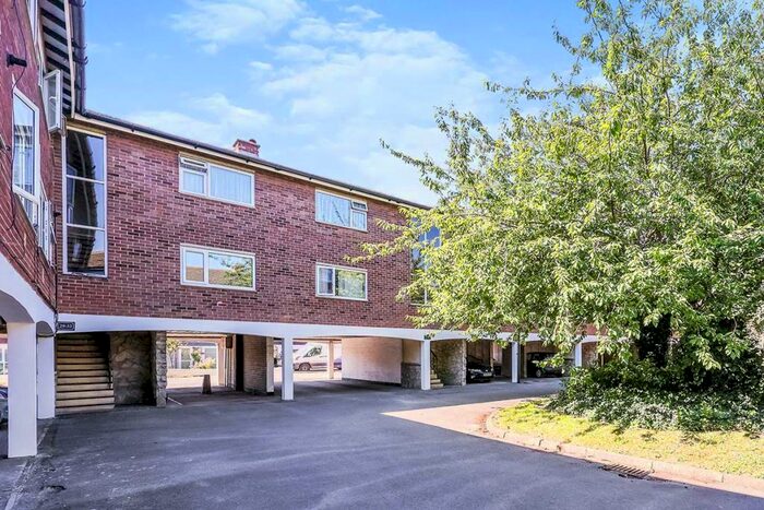 1 Bedroom Flat To Rent In The Forum, Chidham Close, Havant, Hampshire, PO9