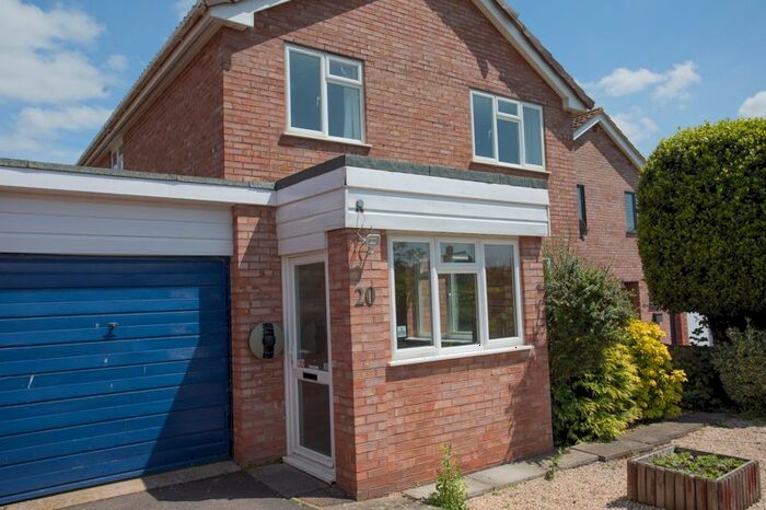 3 Bedroom Link Detached House For Sale In Huntham Close, Stoke St. Gregory, Taunton, TA3