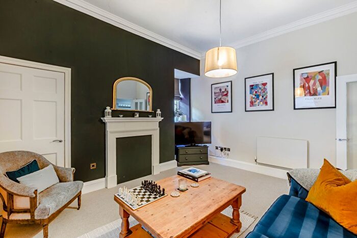 1 Bedroom Flat For Sale In Crofts Lane, Ross-On-Wye, Herefordshire, HR9