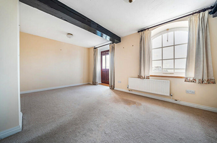 4 Bedroom Apartment For Sale In Town Quay, Southampton, SO14