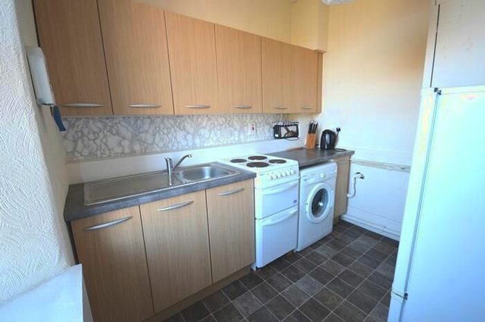 Studio To Rent In High Street, Edinburgh, EH1