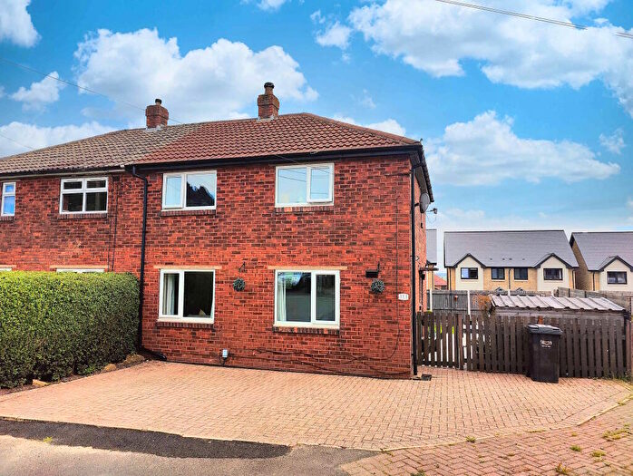 3 Bedroom Semi Detached House For Sale In Fairfax Crescent, Southowram, HX3
