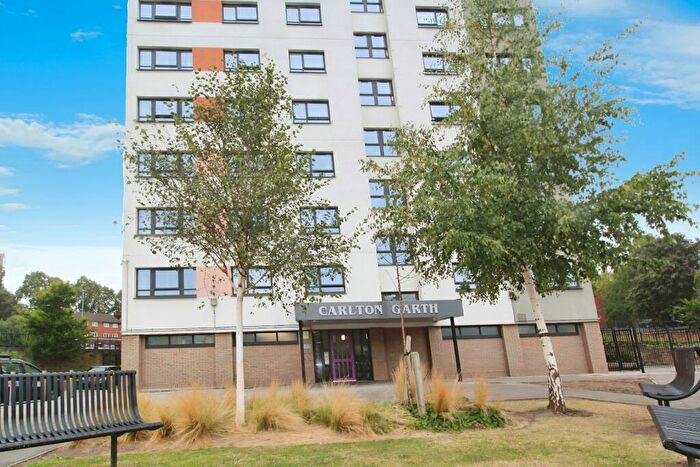 2 Bedroom Apartment To Rent In Carlton Garth, Leeds, West Yorkshire, LS7