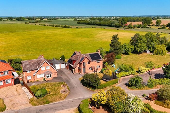 4 Bedroom Detached House For Sale In School Lane, Hales, Norwich, NR14