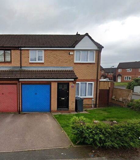 3 Bedroom Semi-Detached House To Rent In Raleigh Close, Birmingham, B21