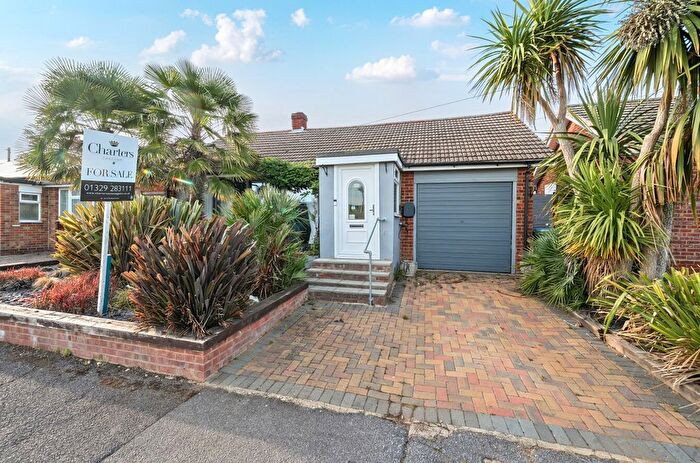 3 Bedroom Bungalow For Sale In Longmynd Drive, Hampshire, PO14
