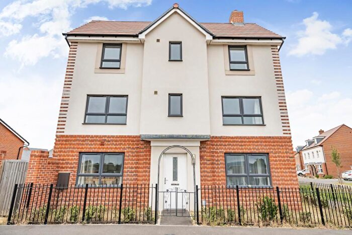 4 Bedroom Detached House To Rent In Kingsbrook, Aylesbury, HP22