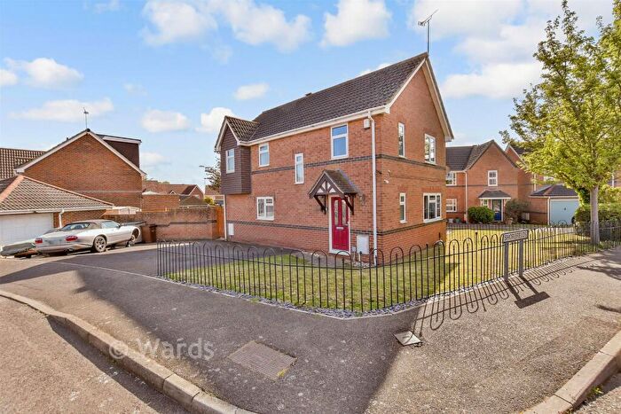 4 Bedroom Detached House For Sale In Shorefields, Rainham, Gillingham, Kent, ME8
