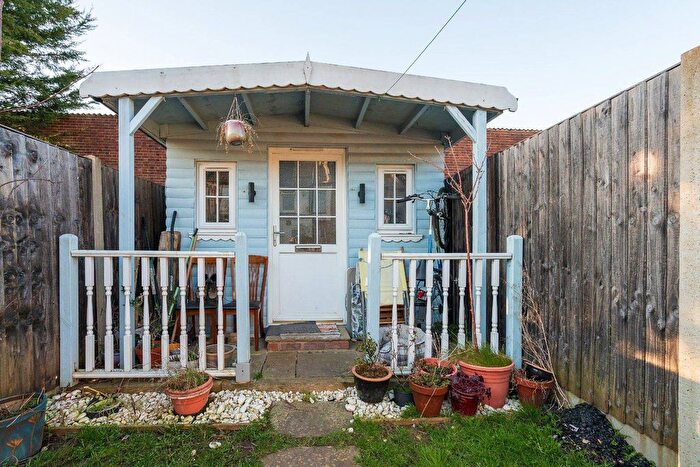 2 Bedroom Terraced House To Rent In Benskin Road, Watford Hw, Watford, WD18