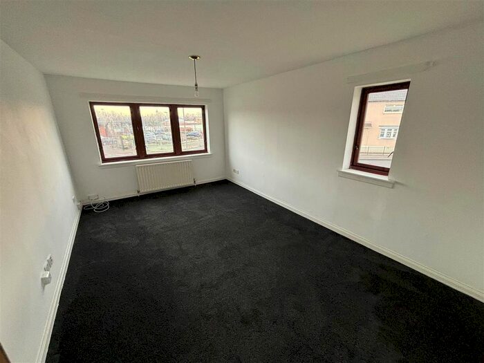 2 Bedroom Flat To Rent In Thornhill Road, Hamilton, ML3