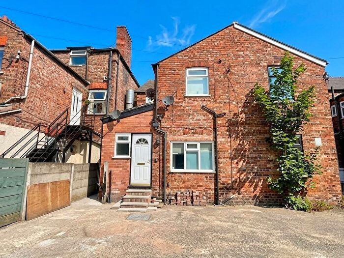 Studio To Rent In Washway Road, Sale, M33