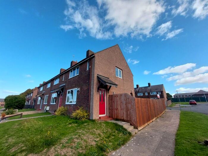 2 Bedroom End Of Terrace House For Sale In Bullfinch Road, St. Athan, Barry, CF62