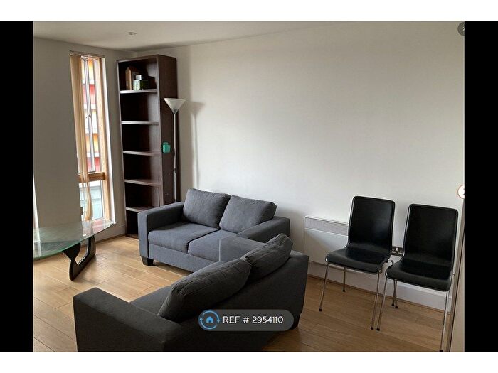 2 Bedroom Flat To Rent In The Foundry, Ipswich, IP4
